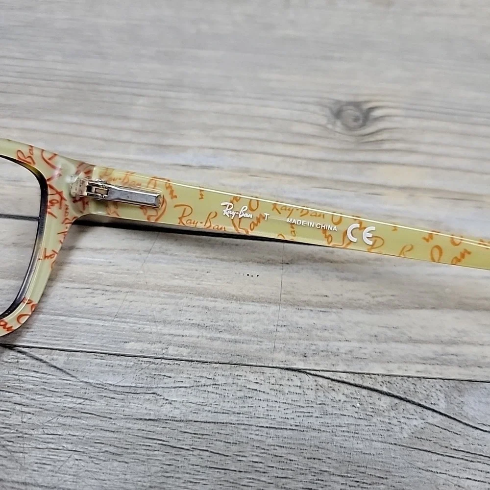 Ray-Ban‎ RB5256 5057 Eyeglasses Brown Tortoise Frames Only 52-16-135mm